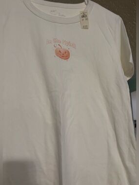 aerie White Short-Sleeve Tee with Pumpkin Graphic
